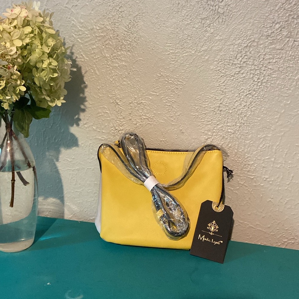 NWT Moda Luxe tricolor bag